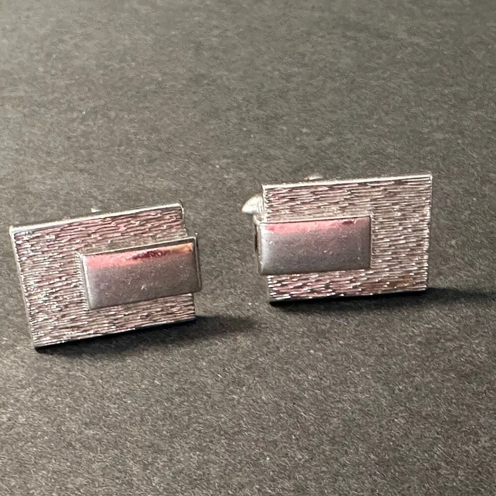 Vintage Swank Silver Tone Rectangle Men’s Cufflinks Brushed & Shiny 3/4” x 1/2”